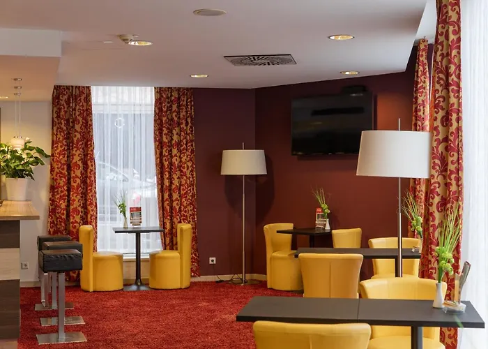 Hotel Senator