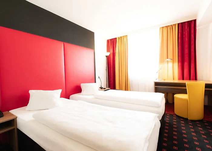 Hotel Senator